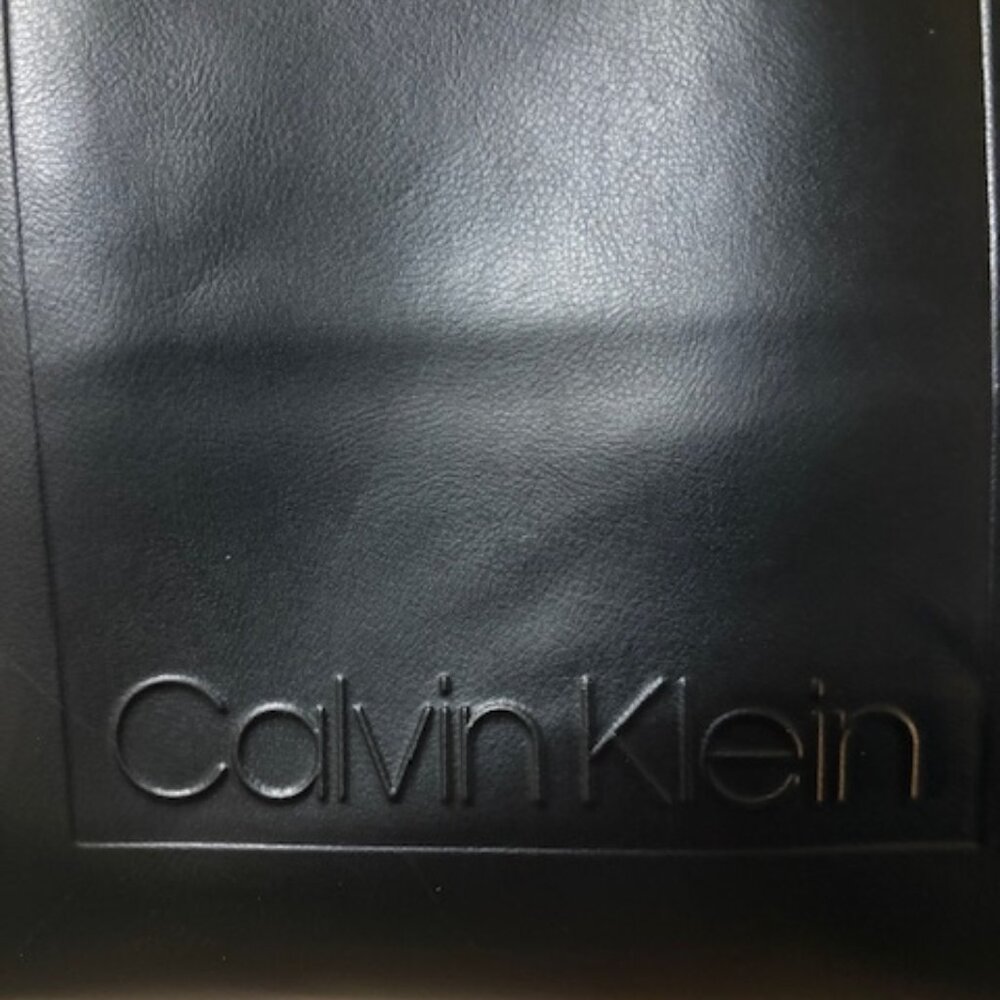 Calvin Klein Purse - Picture 4 of 4